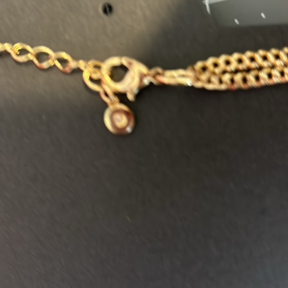 1946 brand Vintage necklace. Gold chain with Black and gold speckled beads. - Picture 3 of 5